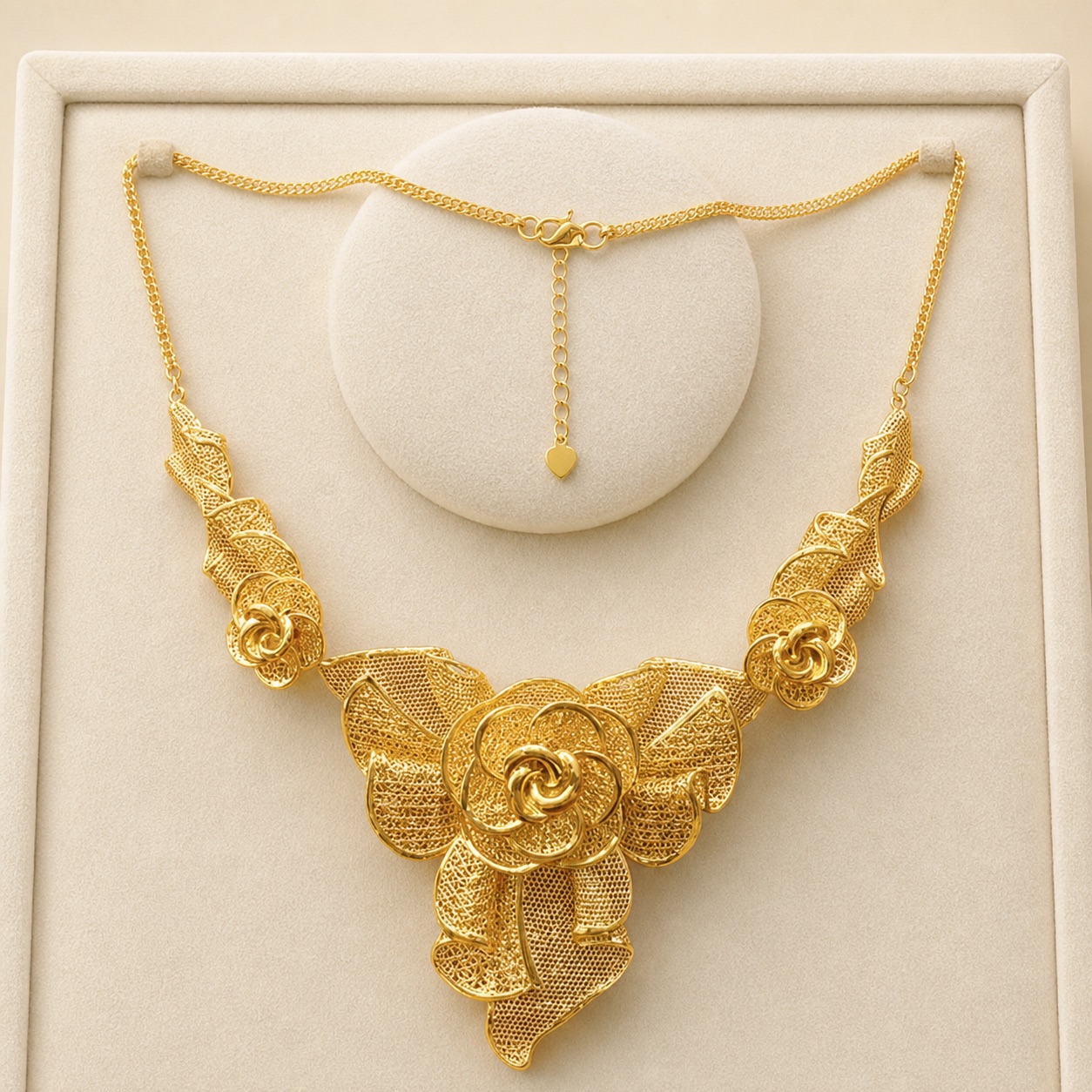 Concept design · Rose bridal necklace